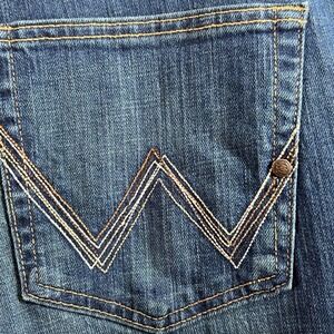 Wrangler Q-Baby Ultimate Riding Jeans 26W 34L Bootcut Blue Denim Cowgirl Western
